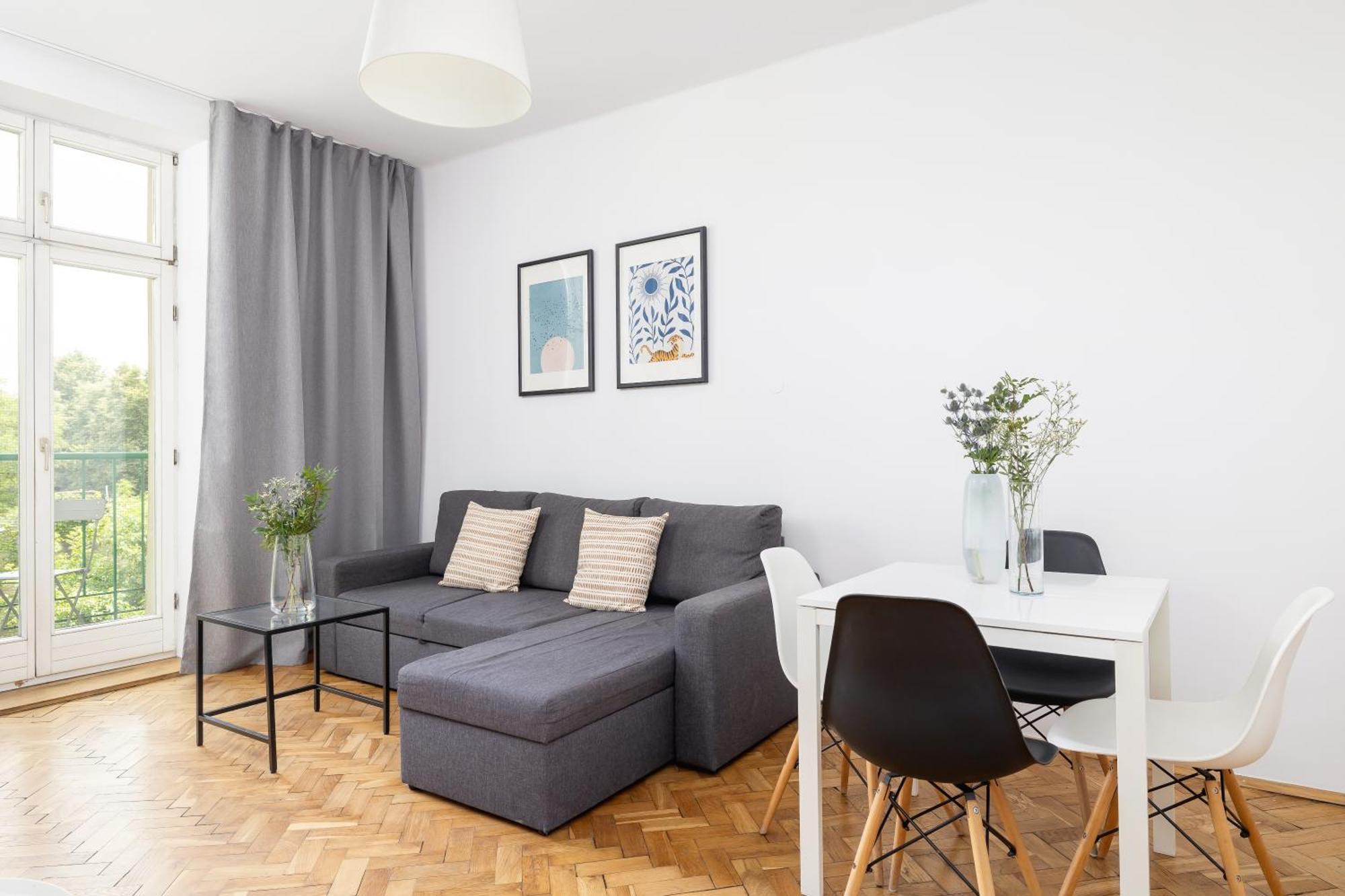 קרקוב 1-Bedroom Apartment With Balcony - Dluga 65 מראה חיצוני תמונה